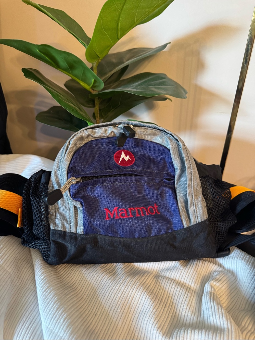 MARMOT WALKABOUT Hiking Trekking Camping Travel Fanny Lumbar Waist Pack EUC